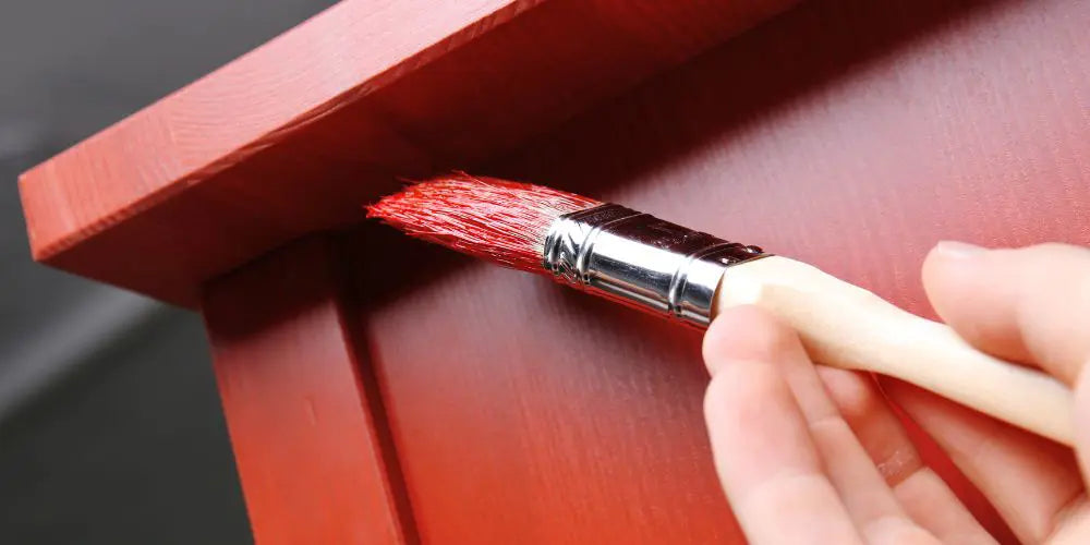 Peinture meuble merisier : moderniser sans l'abîmer
